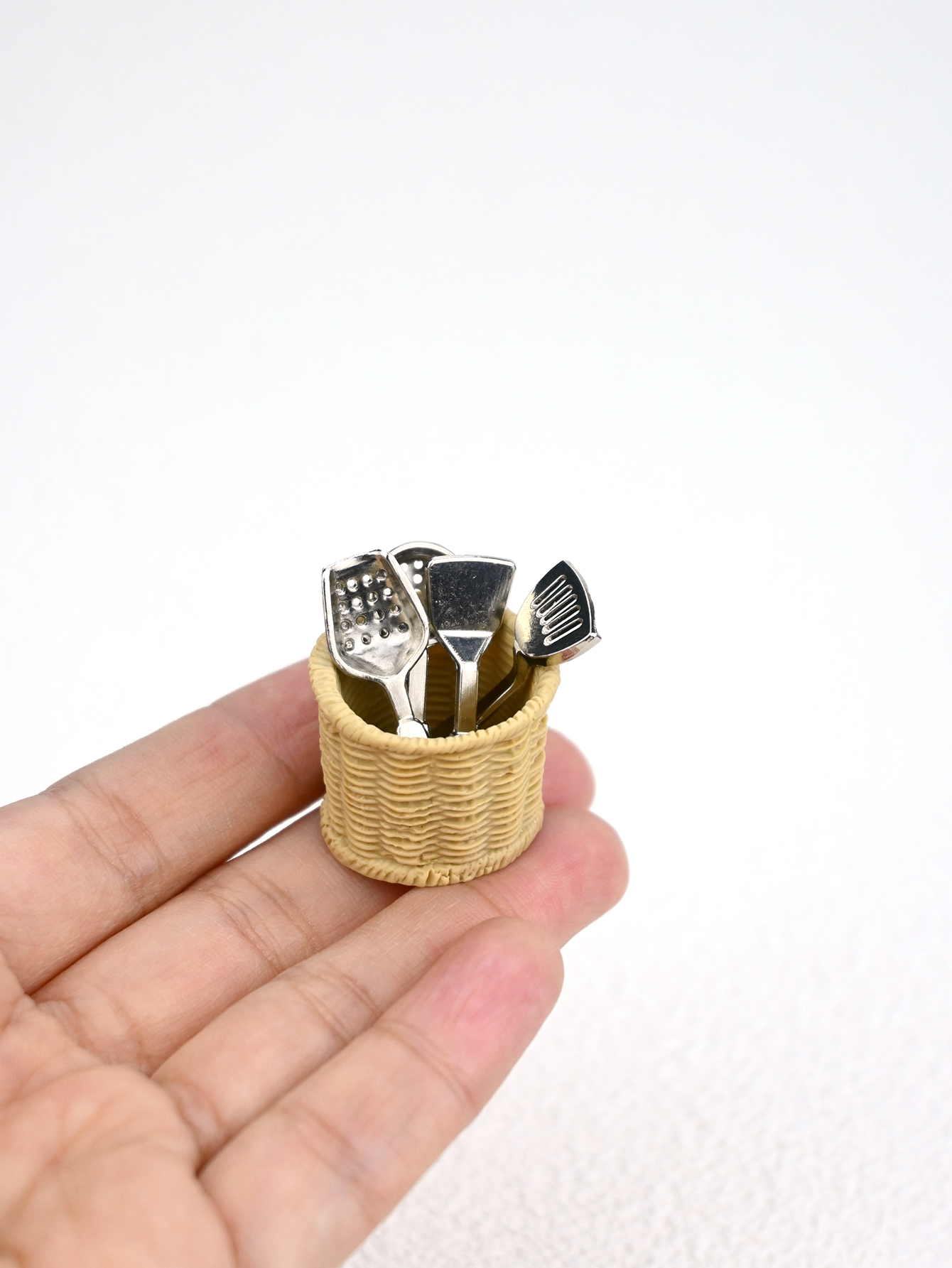 A Set of Four Miniature Kitche - Home Bar And Kitchen recension och pris