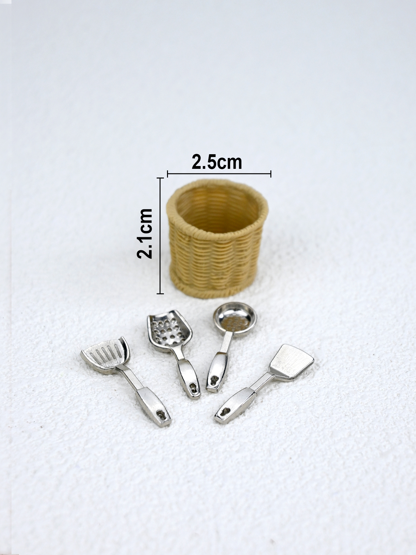A Set of Four Miniature Kitche - Home Bar And Kitchen recension och pris