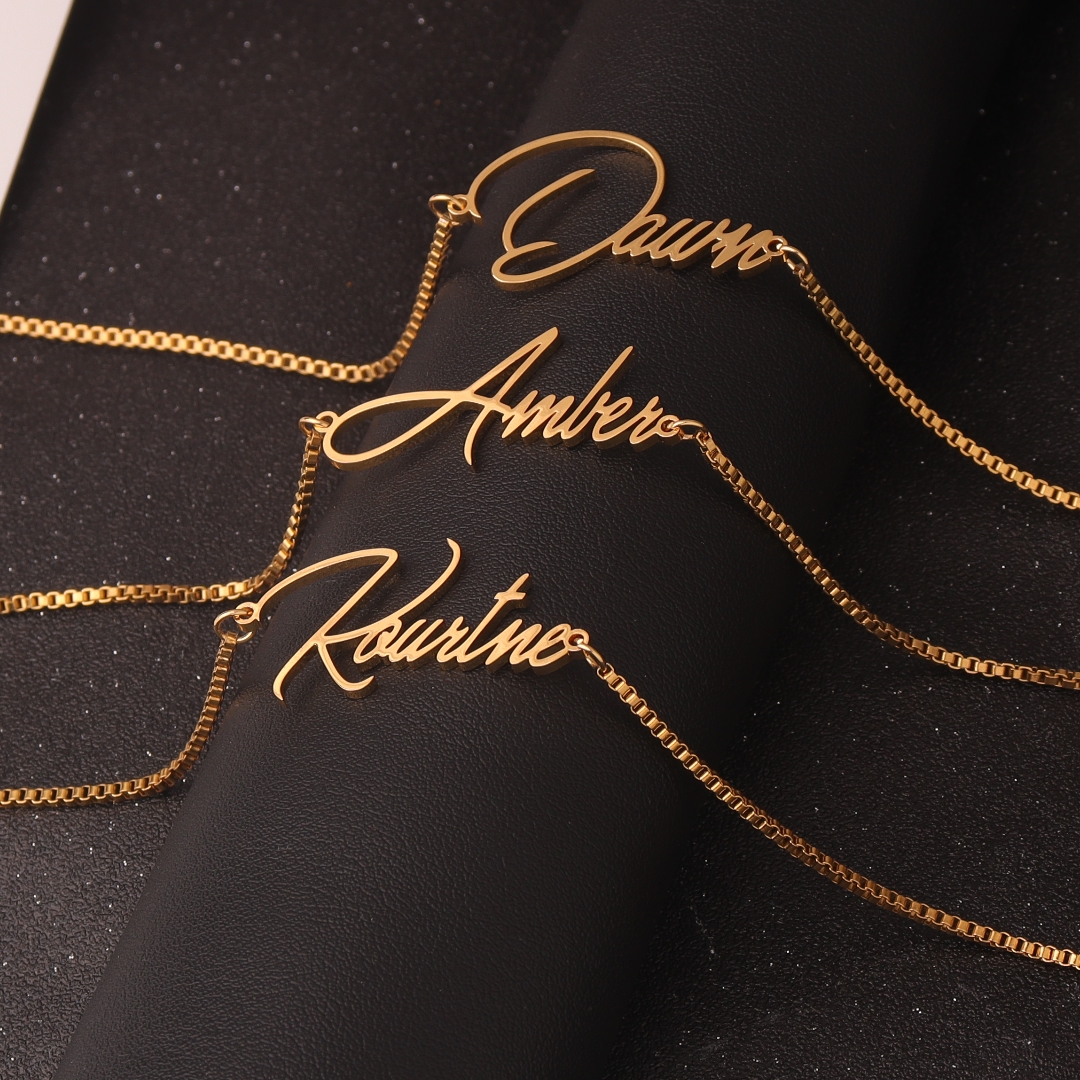 Personalised Gold Name Necklac - Bar Cart Gold recension och pris